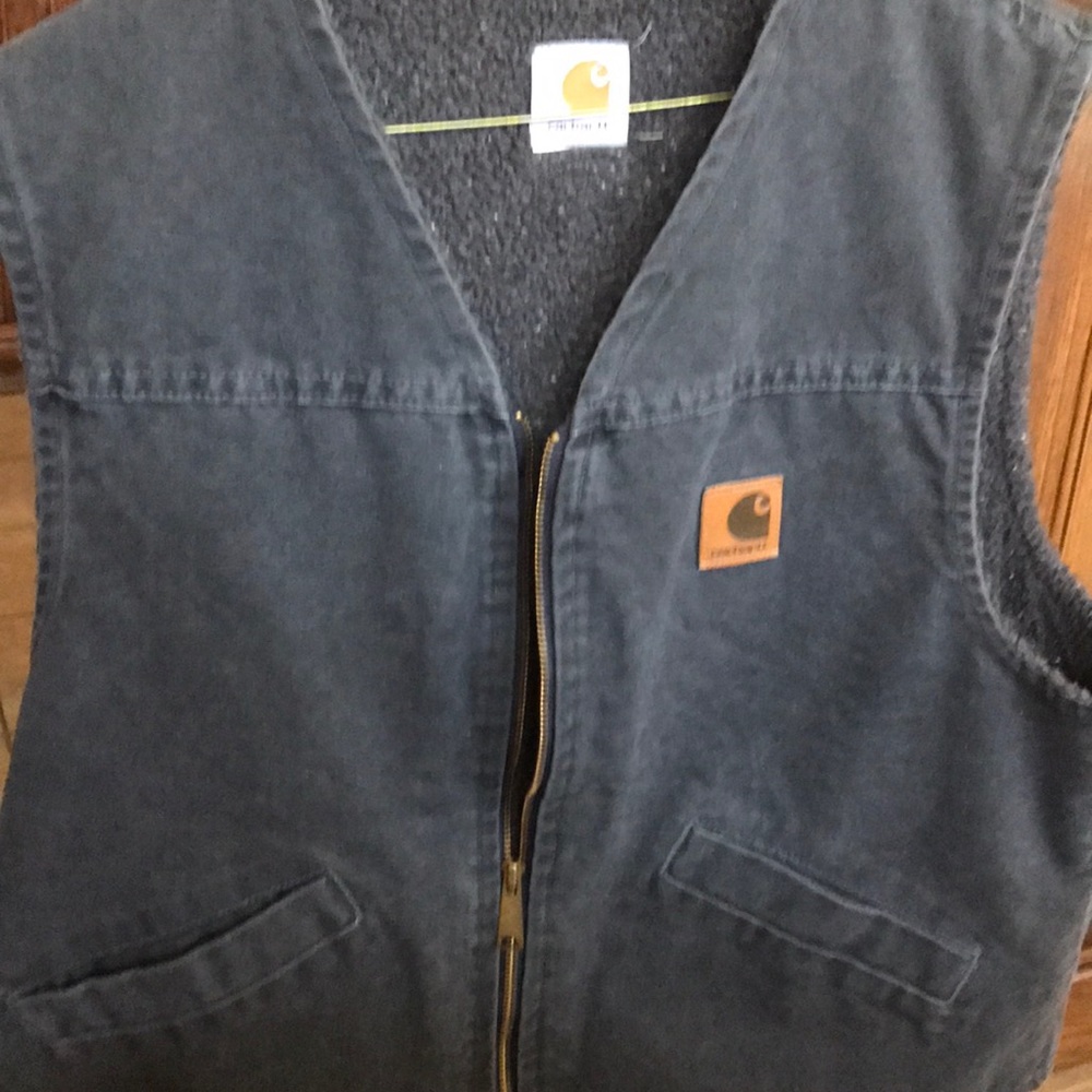 Men’s vest.  Great condition!!